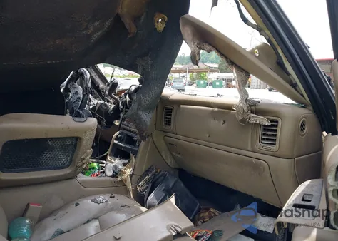 2006 GMC Sierra 2500Hd Slt from USA, damaged, VIN 1GTHK23D26F227168